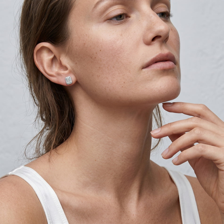 S925 Sterling Silver Moissanite Geometric Stud Earrings