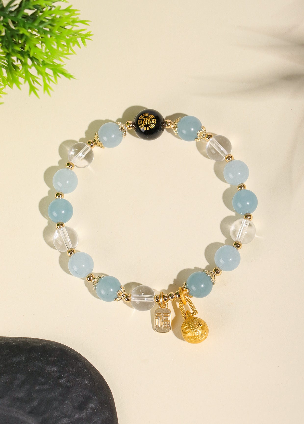 Planderful Fortune's Favor Bracelet – Elegant Crystal Agate Design
