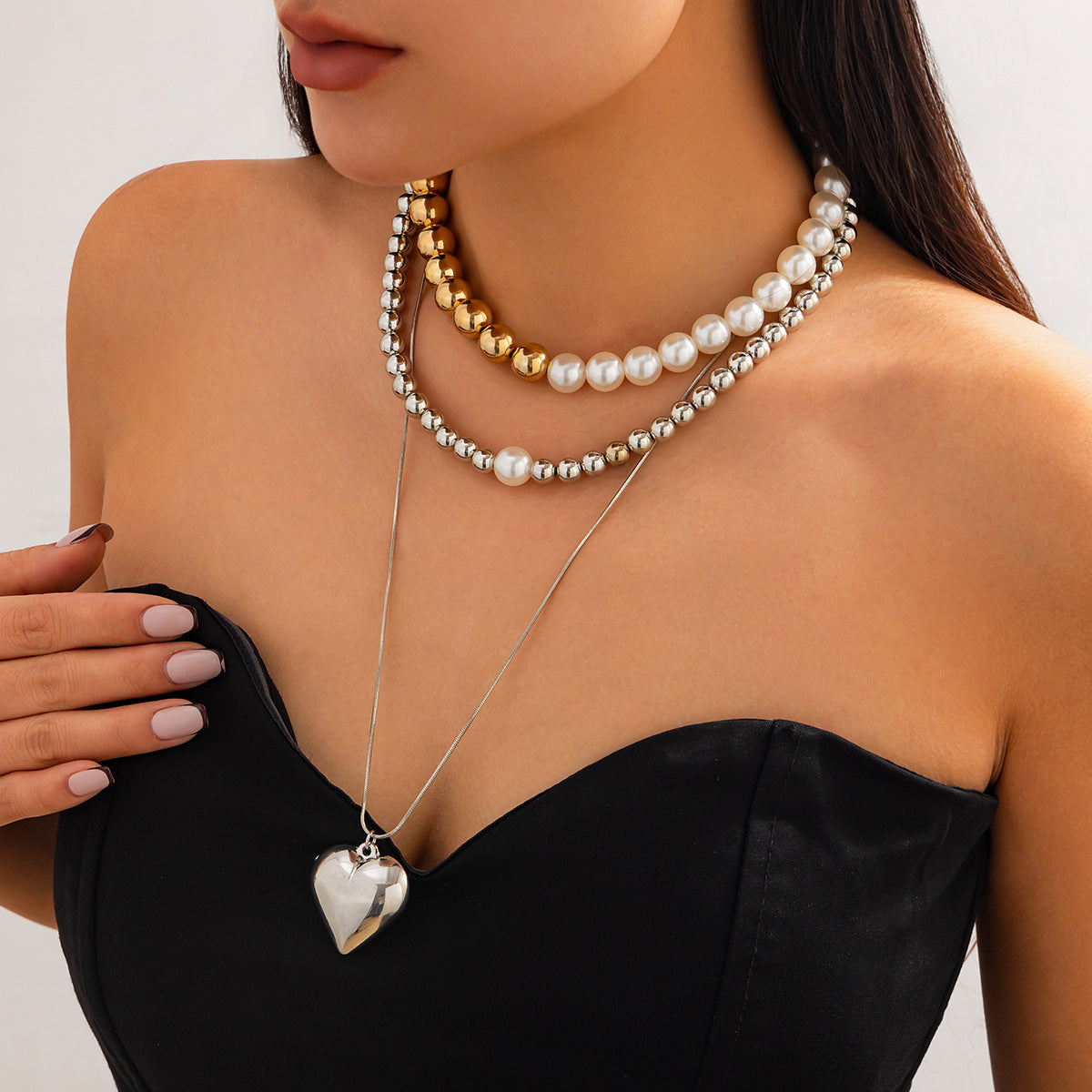 Mixed-Color Heart Pearl-Style Necklace