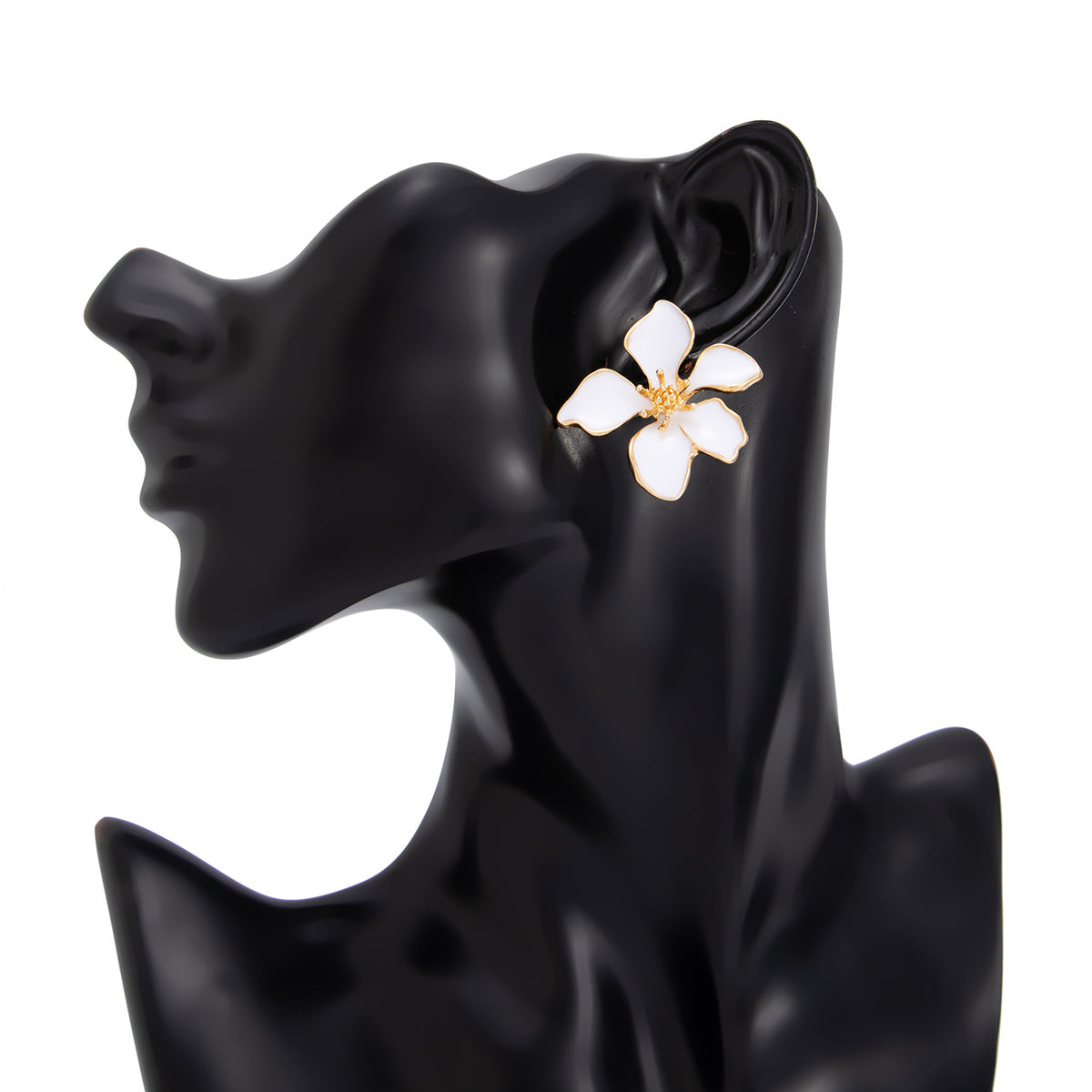 Planderful Vienna Verve 3D Metal Flower Stud Earrings For Women Premium Retro Statement Jewelry