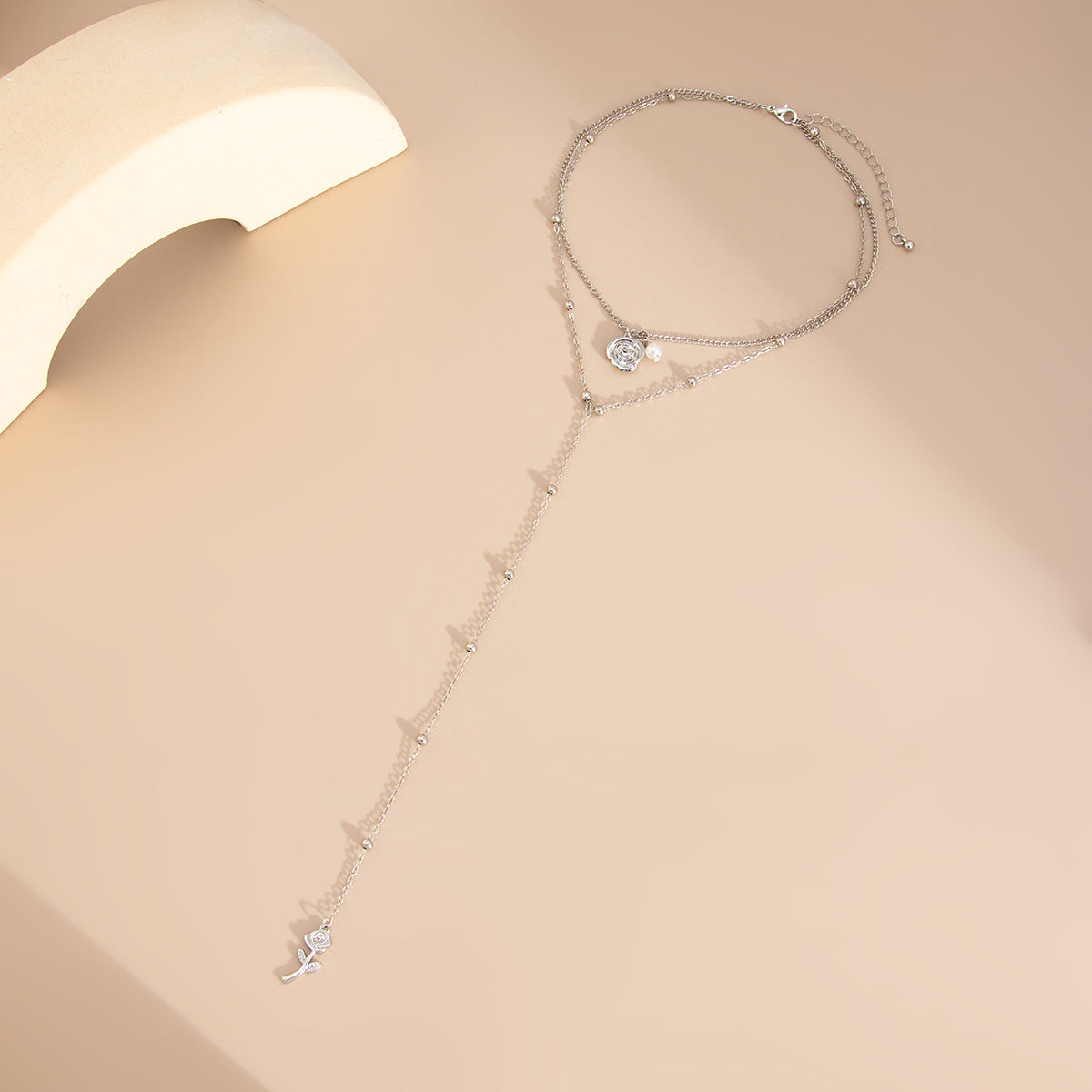 Planderful Vienna Verve Necklace – Elegant Imitation Pearl Stacking Design