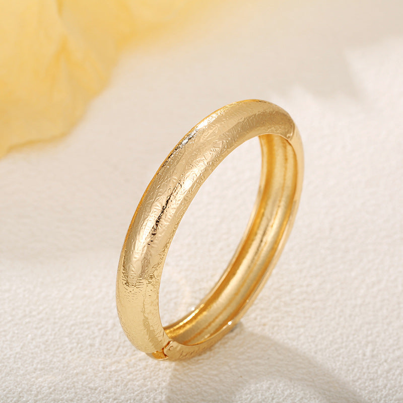 Planderful Vienna Verve Bracelet – Fashionable Zinc Alloy Design