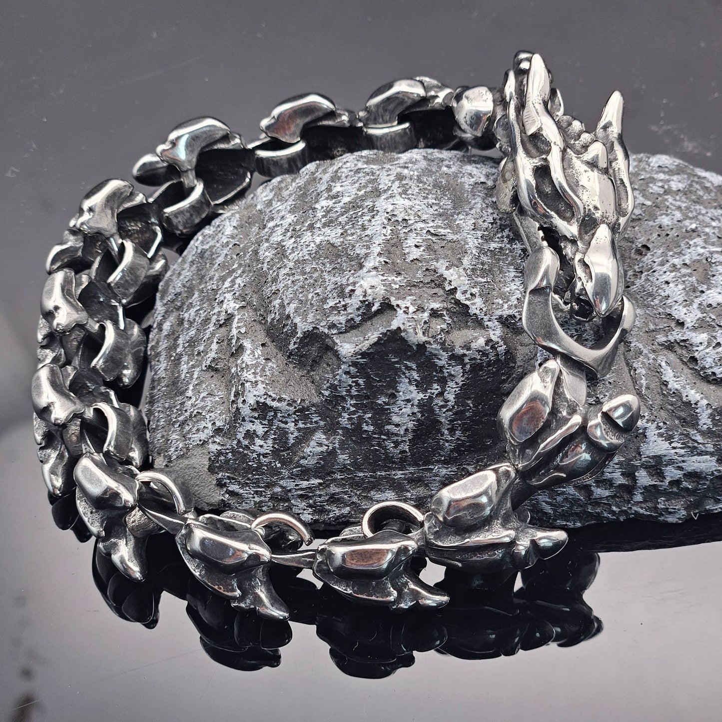 Planderful Dragon Scale Titanium Steel Bracelet For Unisex Durable Bold Punk Jewelry Statement