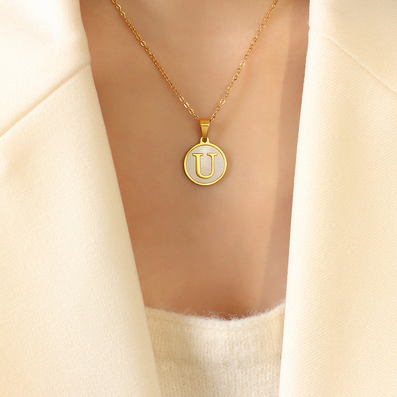 Stylish White Sea Shell Round Necklace with Metal Chain