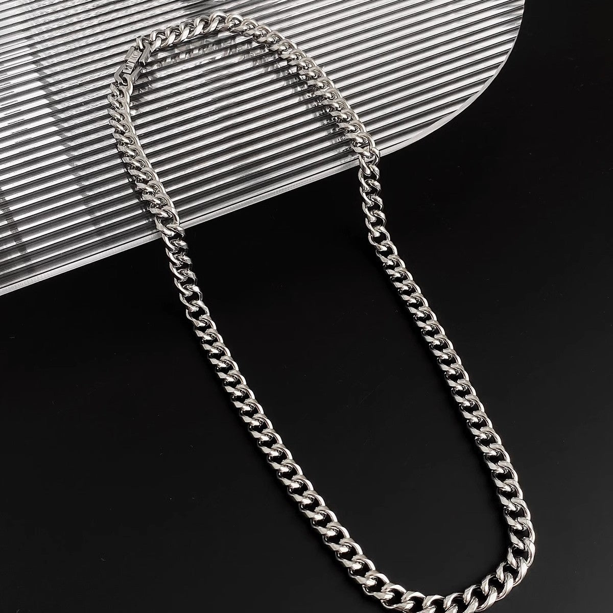 Planderful Jewelry Mens Cuban Link Necklace Stainless Steel Chain Hip Hop Style Everyday Wear