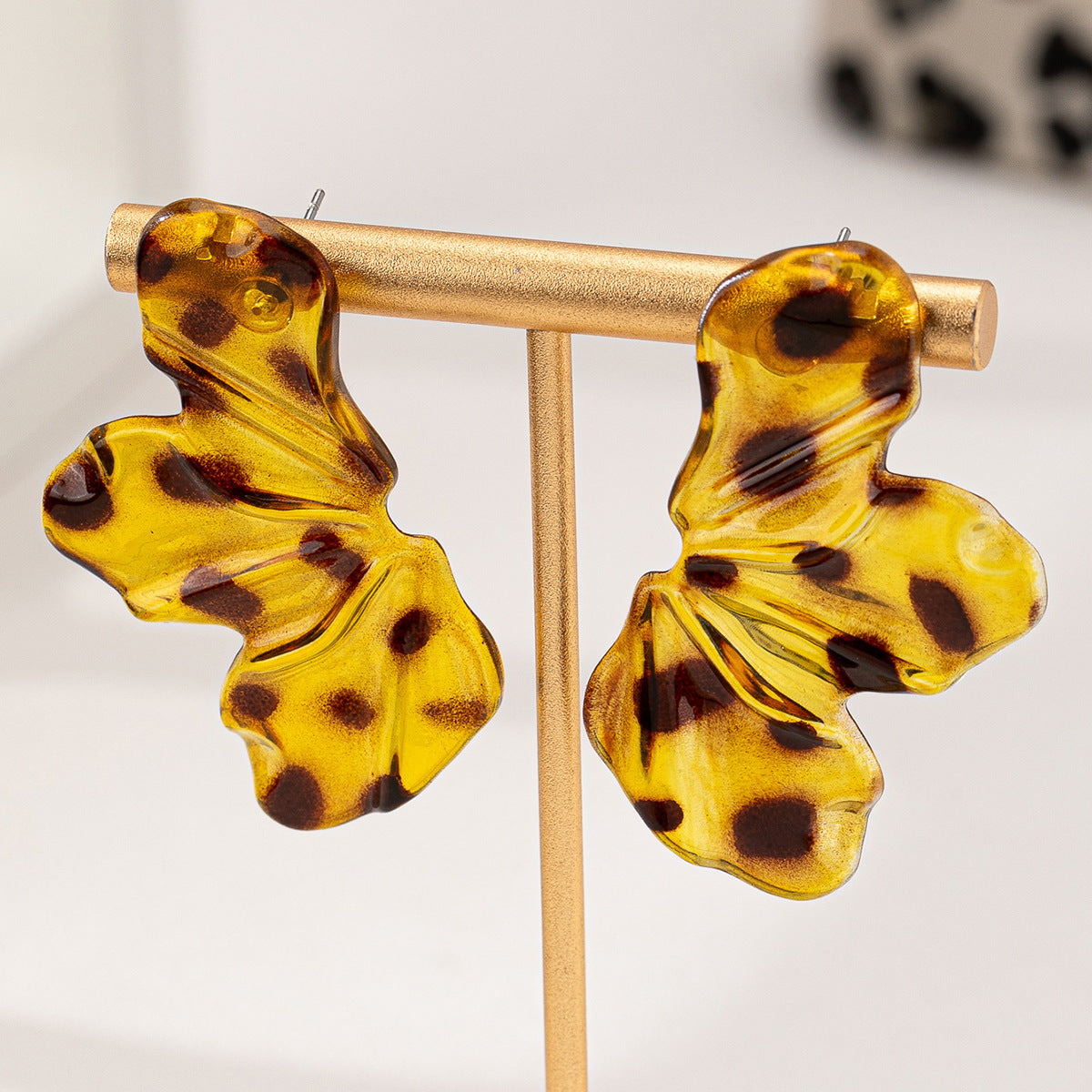 Planderful Vienna Verve Earrings – Fashionable Leopard Print Design