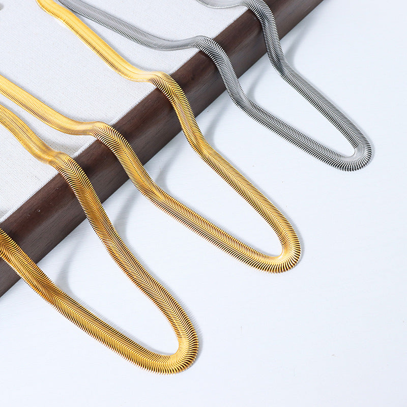 Luxurious European Style Titanium Steel Snake Bone Chain Necklace