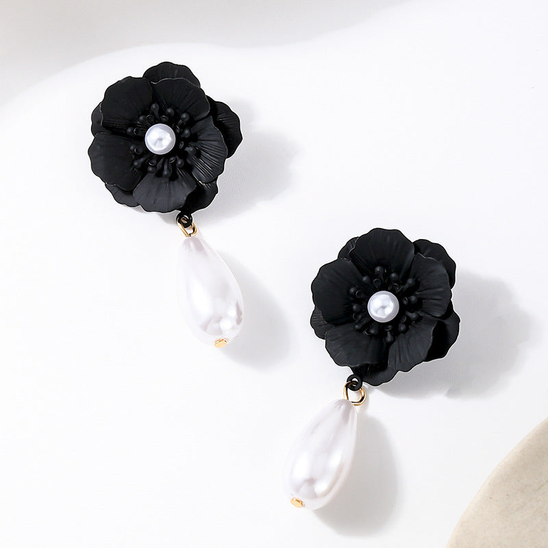 Planderful Vienna Verve Earrings – Elegant Three-Dimensional Flower Design