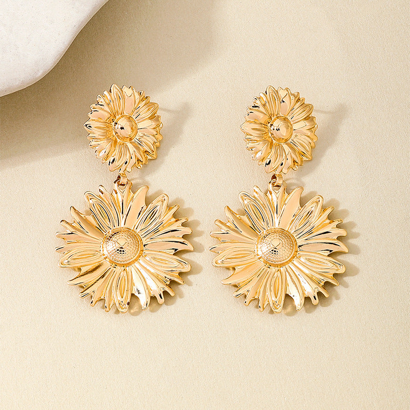 Planderful Vienna Verve Earrings – Exaggerated Metal Sunflower Design
