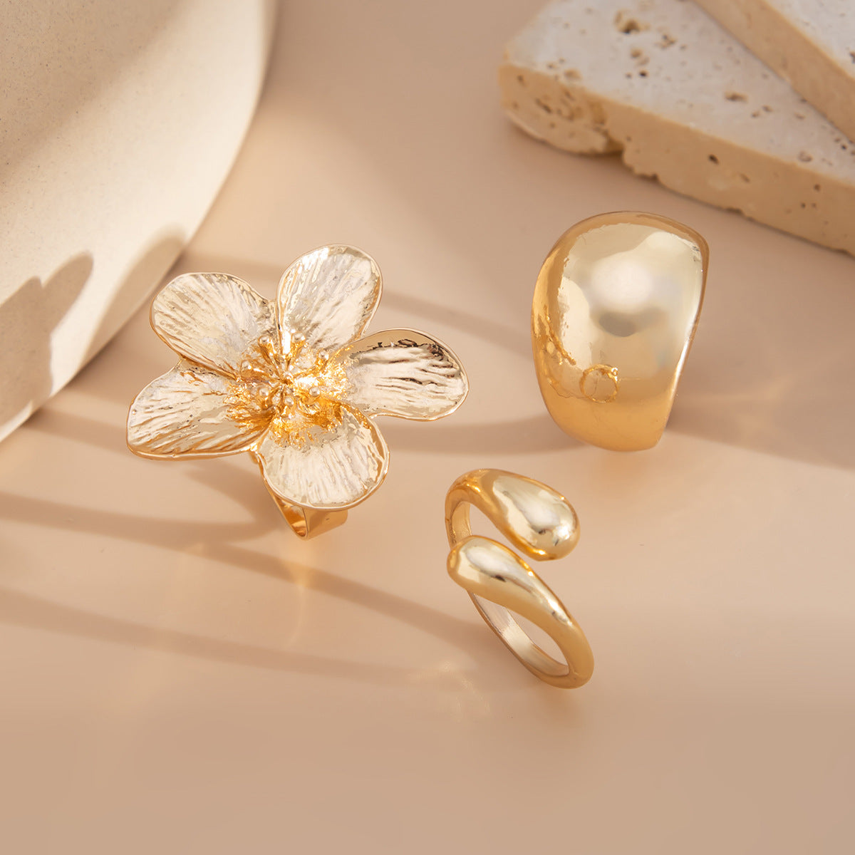 Planderful Vienna Verve Ring Set – Elegant Micro-Inlaid Design