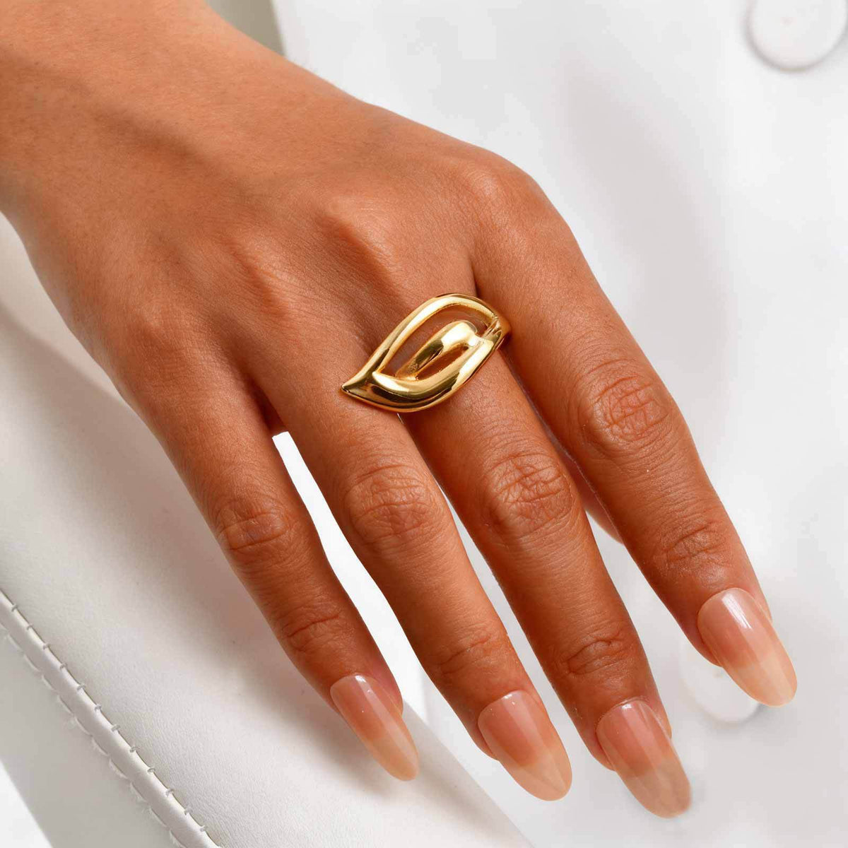 Stainless Steel Workplace Exquisite Hollow Wings Water Drop Ring Gold