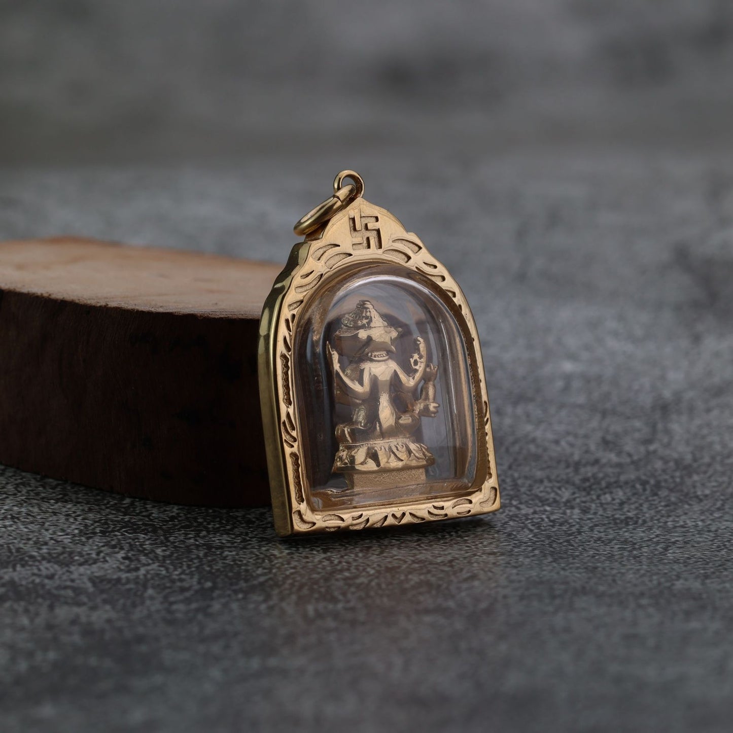 Cross-Border Golden Amulet Men's Pendant Fashion Jewelry