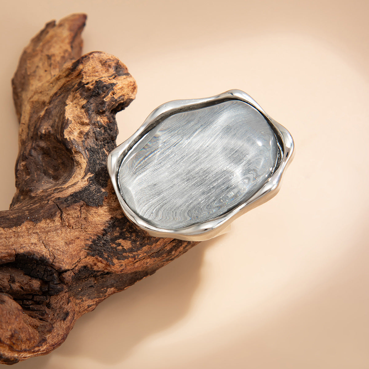 Planderful Vienna Verve Wide Stone Ring For Bold Modern Women Statement Ring Jewelry Accessory