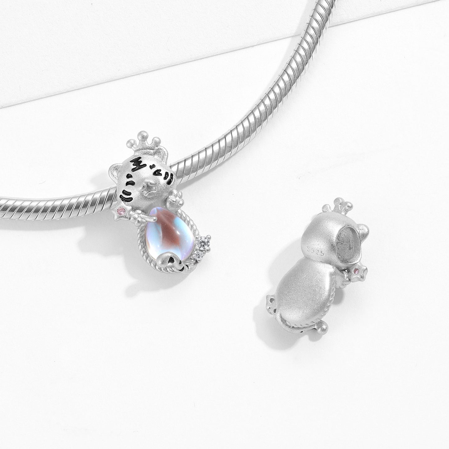 Planderful Jewelry Moonstone Bracelet Sterling Silver Beading Pendant Tiger Inspired