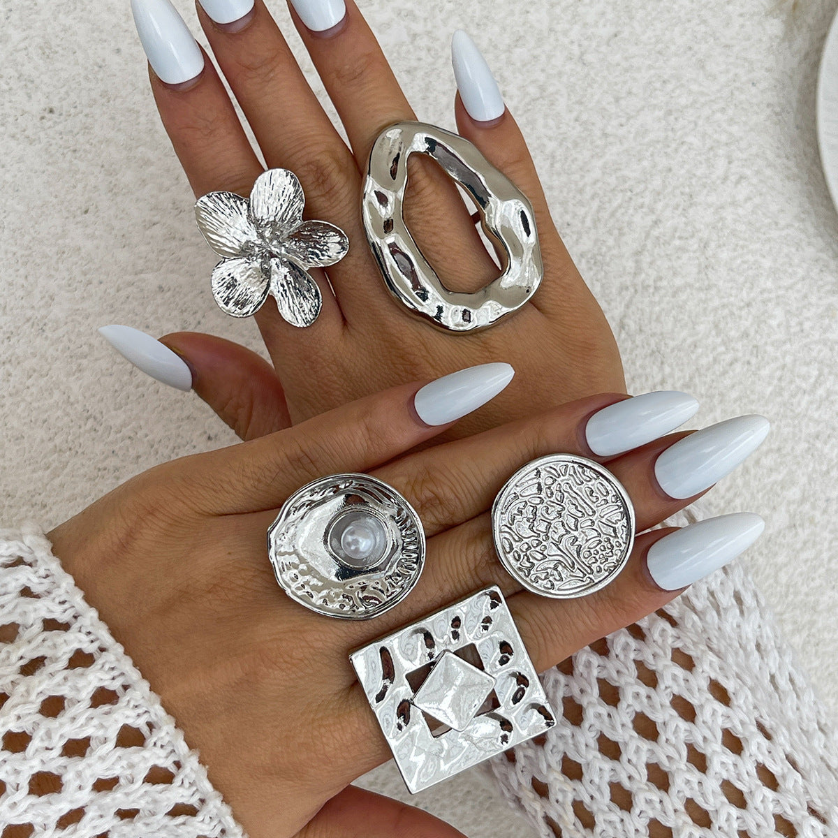 Planderful Vienna Verve Ring – Irregular Floral Design