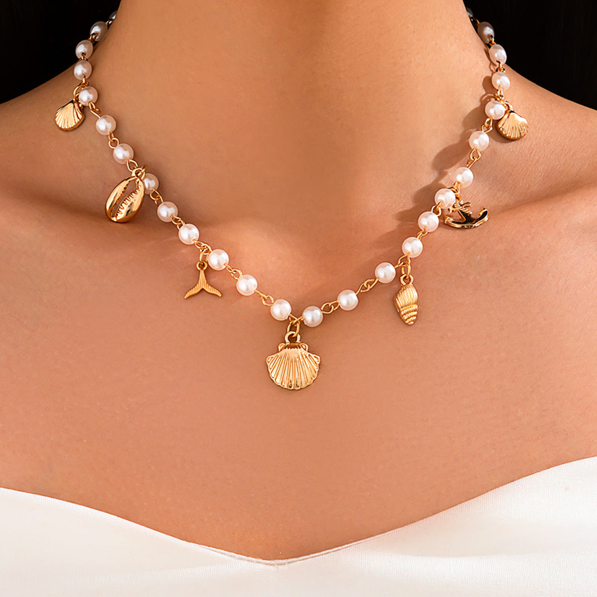Planderful Vienna Verve Necklace – Elegant Imitation Pearl Fringe Design
