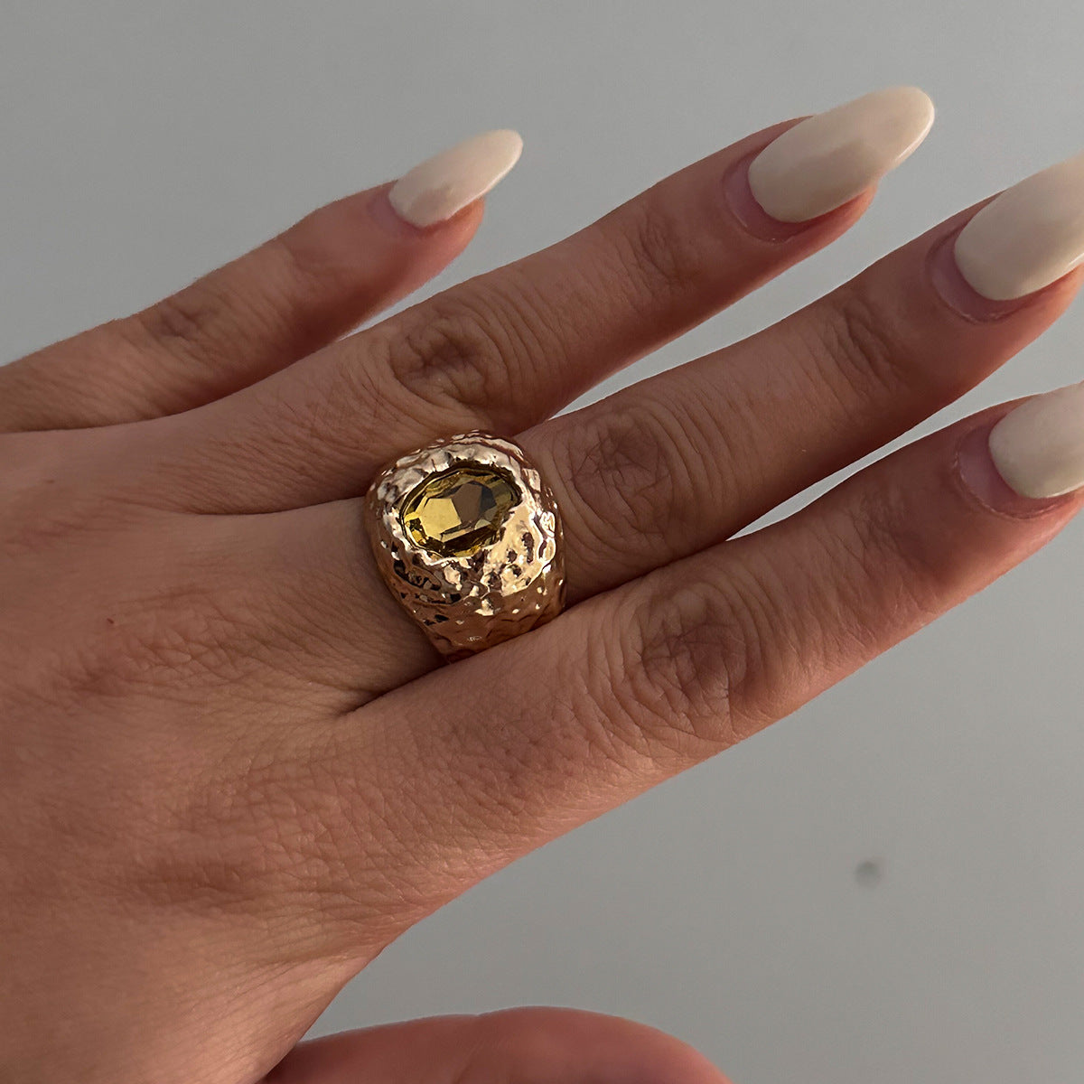 Planderful Vienna Verve Ring – Exaggerated Punk Geometric Design