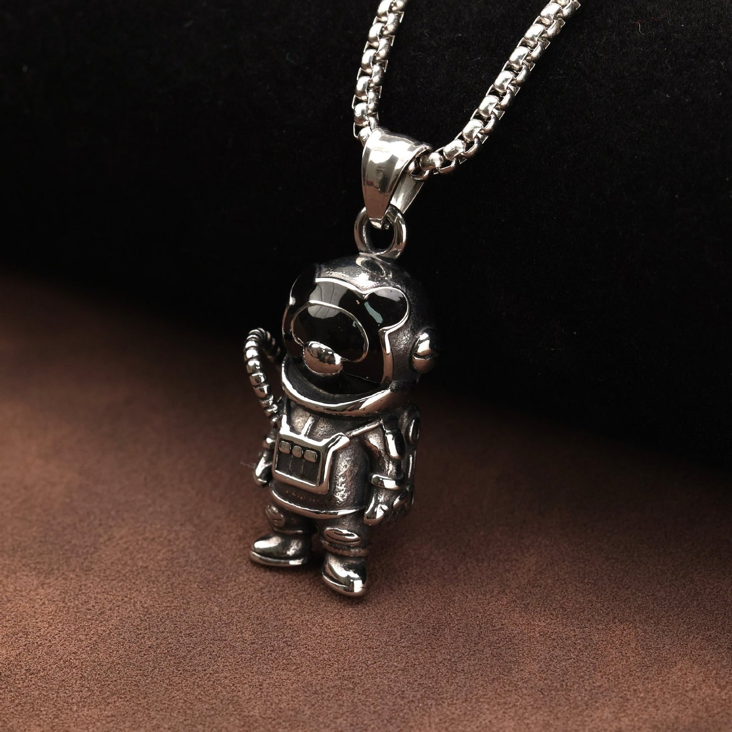 Planderful Stainless Steel Epoxy Panda Astronaut Pendant Necklace For Men Retro Style Durable Gift