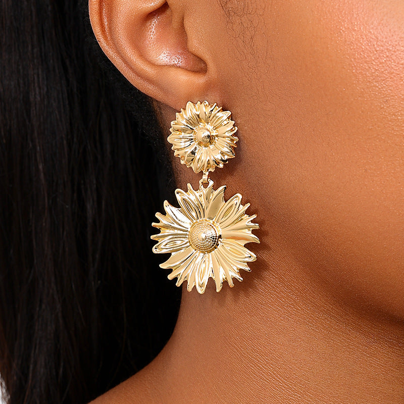 Planderful Vienna Verve Earrings – Exaggerated Metal Sunflower Design