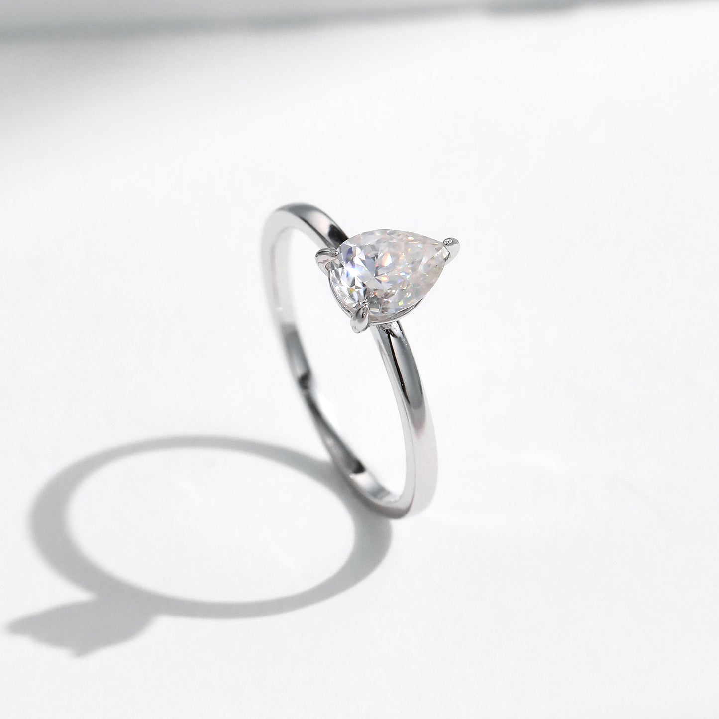 Planderful Moissanite Sparkling Ring – Elegant Water Drop Design