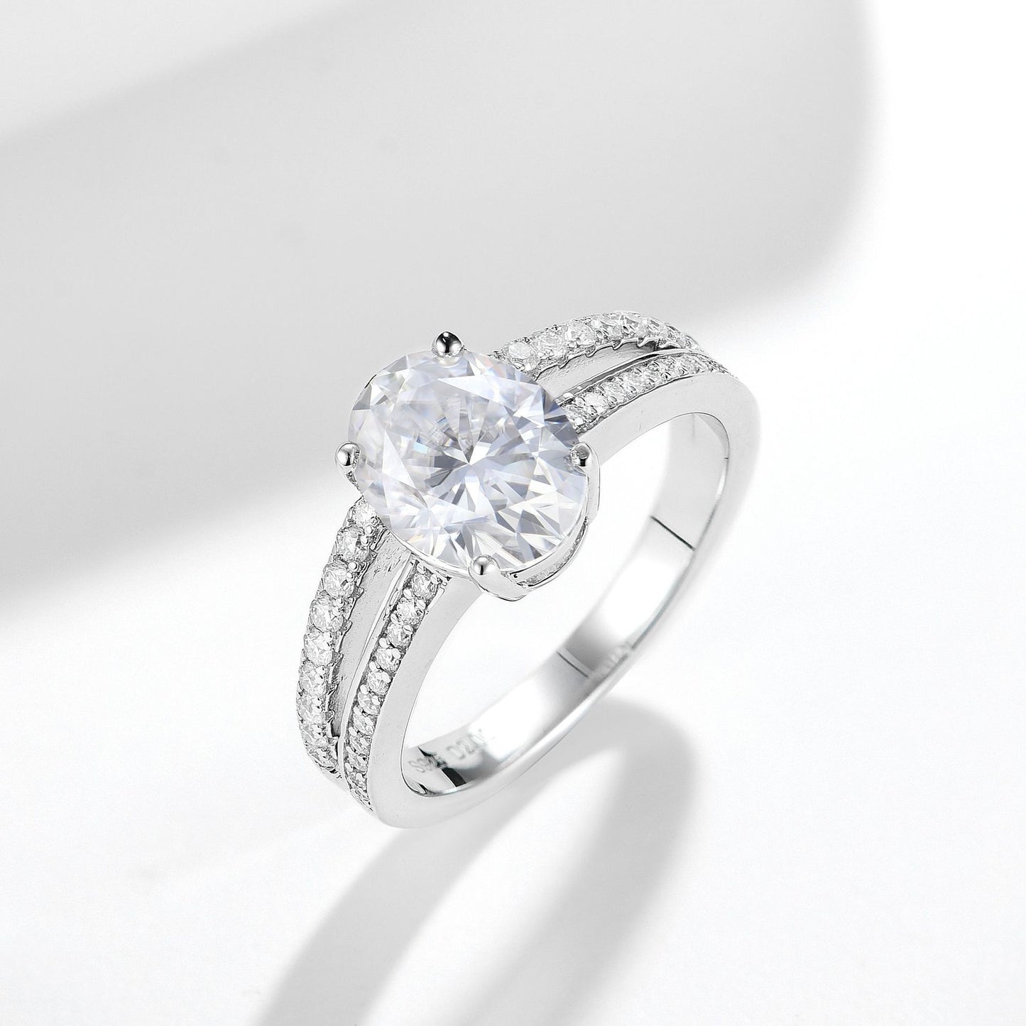 Cross-Border Independent Station Moissanite 2-Carat Engagement Ring