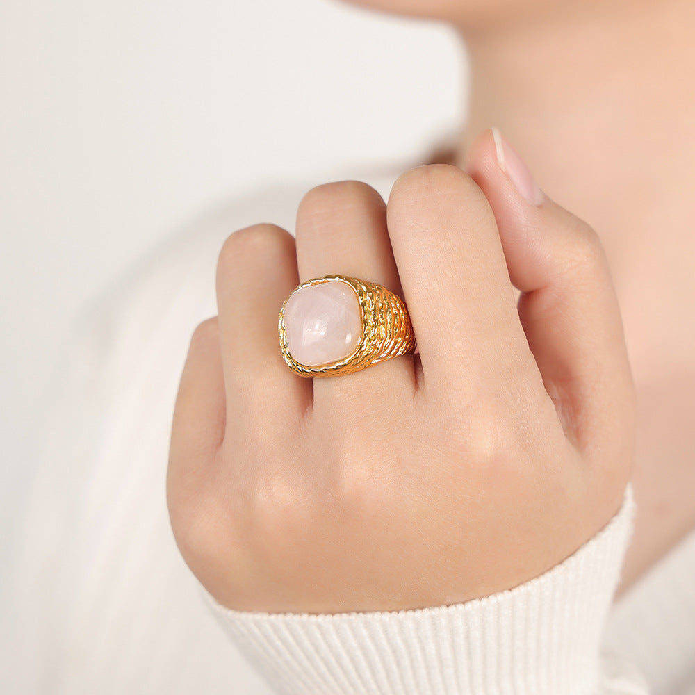 Golden Tiger's Eye Crystal Ring - Luxury Retro Jewelry