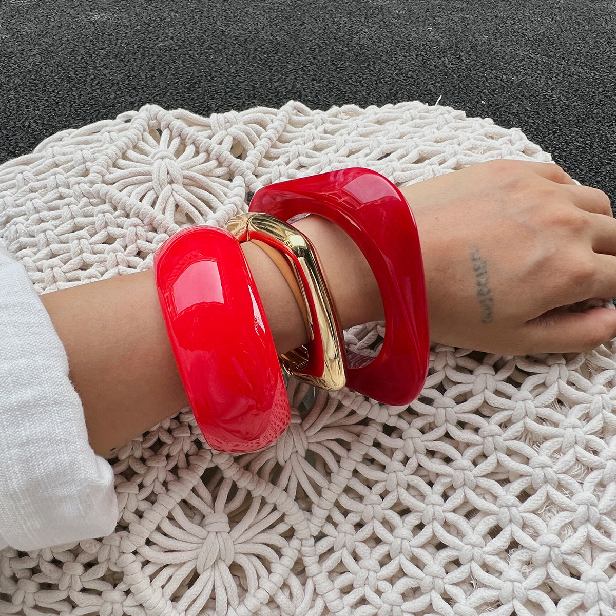 Planderful Vienna Verve Red Geometric Square Bracelet For Women Glossy Wide Versatile Statement Jewelry