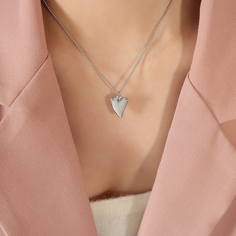 High-End Titanium Necklace with Minimalist Charm - Elegant Fashion Jewelry for Women