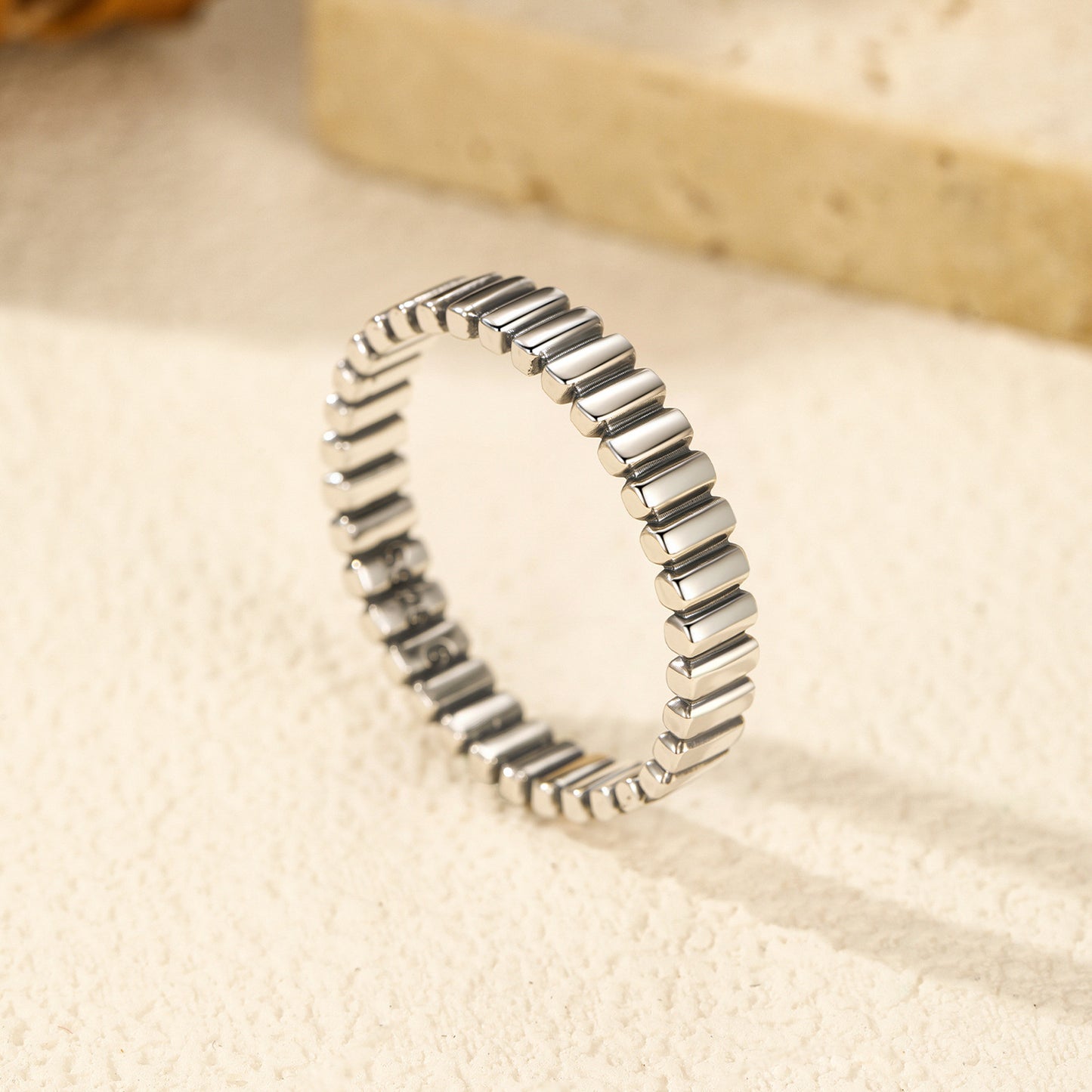 Planderful Everyday Genie Ring – Retro Simple Design for Fashionable Stacking