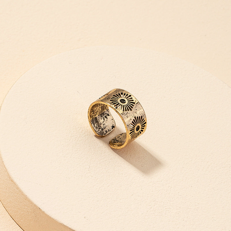 Vintage Vienna Verve Handcrafted Ring - Bohemian Style Metal Jewelry Piece