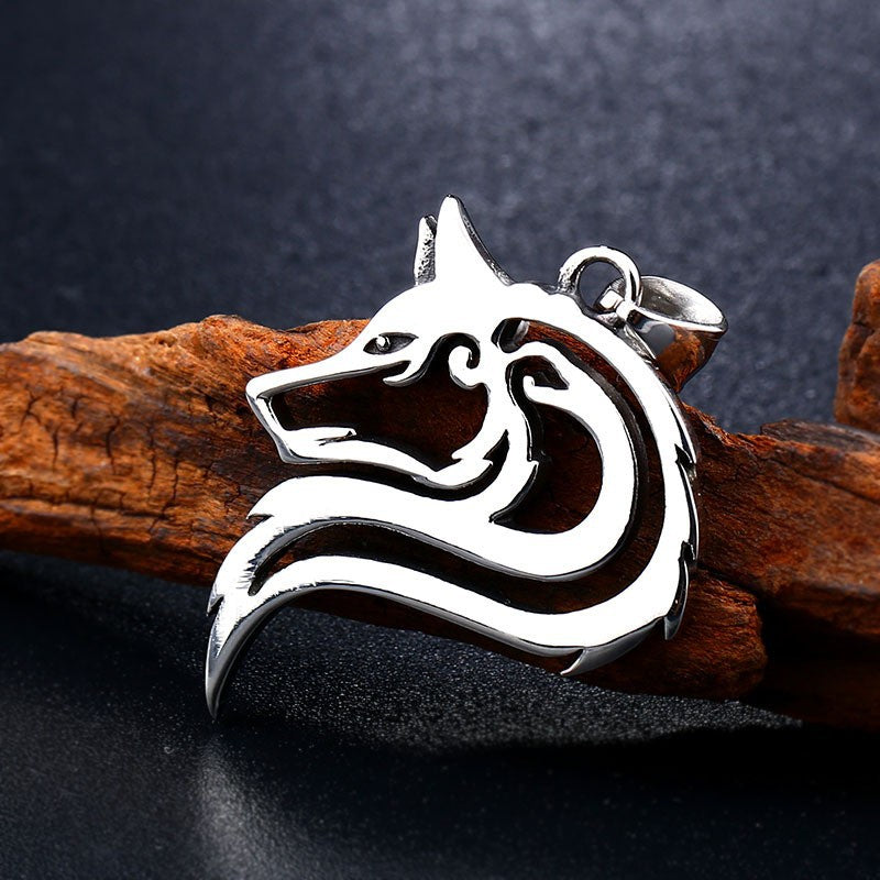 Titanium Steel Personalized Wolf Head Pendant for Men - European and American Wholesale Jewelry