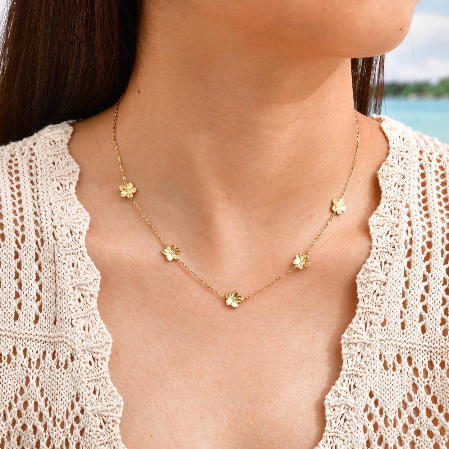 Wind Stainless Steel Girl Sweet Delicate Collarbone Chain Flower Butterfly Heart Necklace