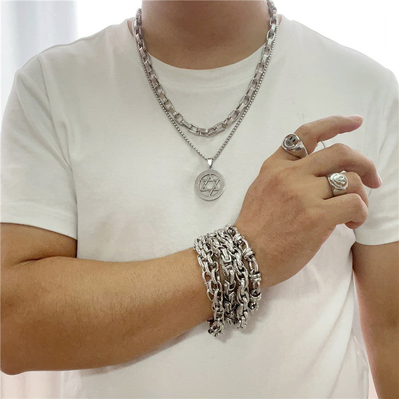 Personalized Retro Titanium Steel Hollow Hexagram Pendant Necklace for Trendy Men and Women