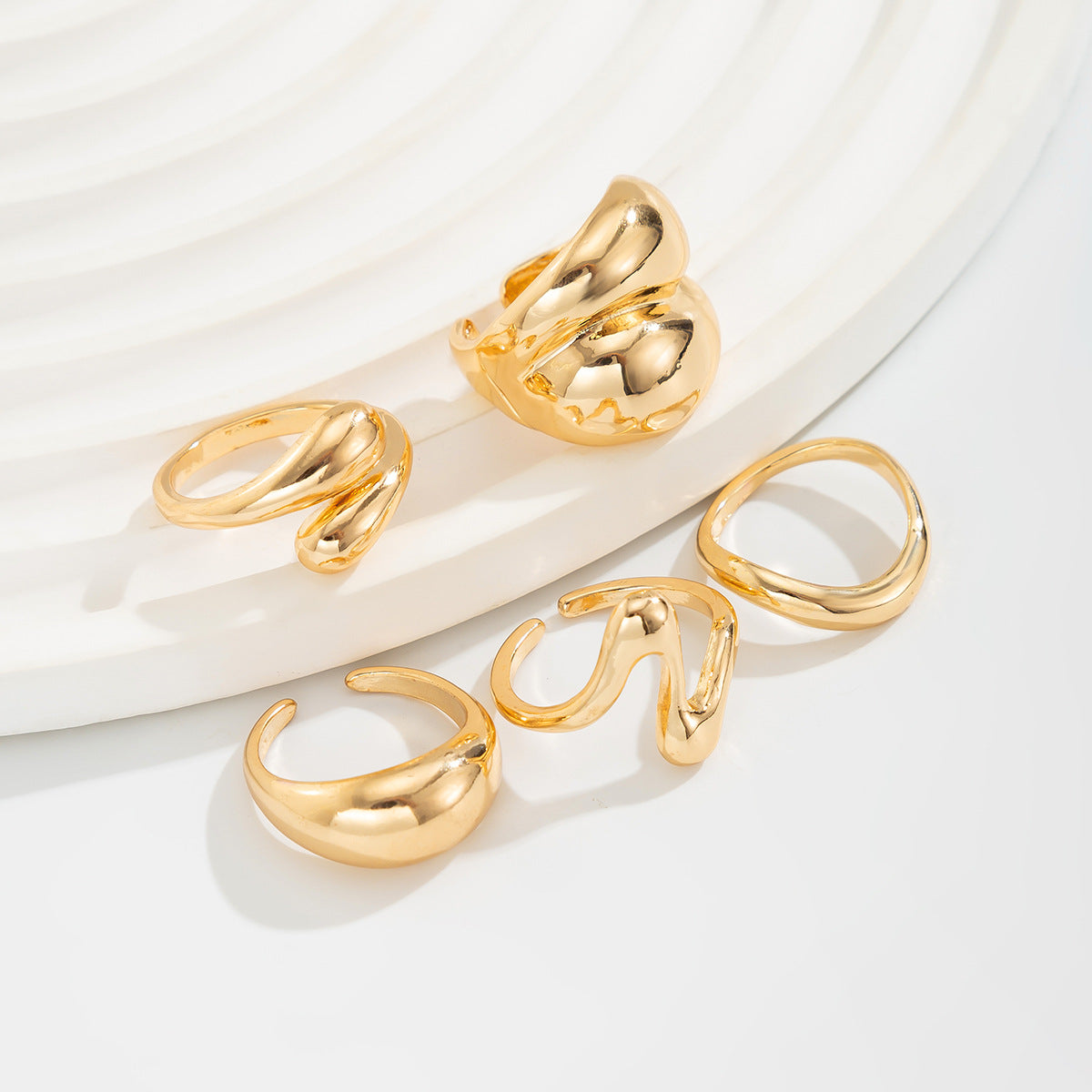 Planderful Vienna Verve Ring Set – Exaggerated Baroque Design