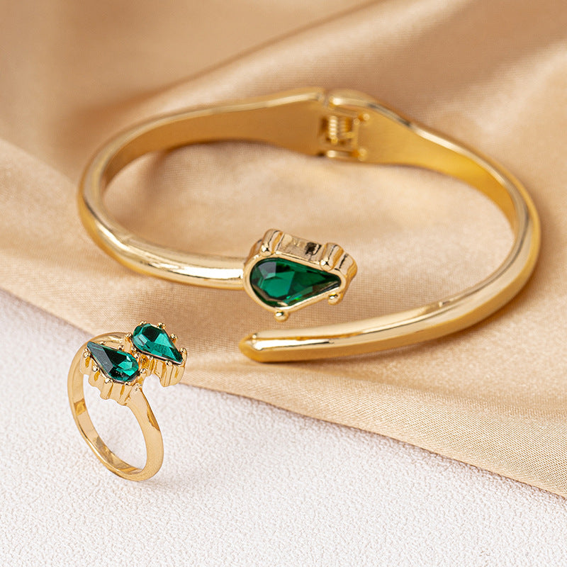 Versatile Emerald Zircon Metal Circle Jewelry Set for Women