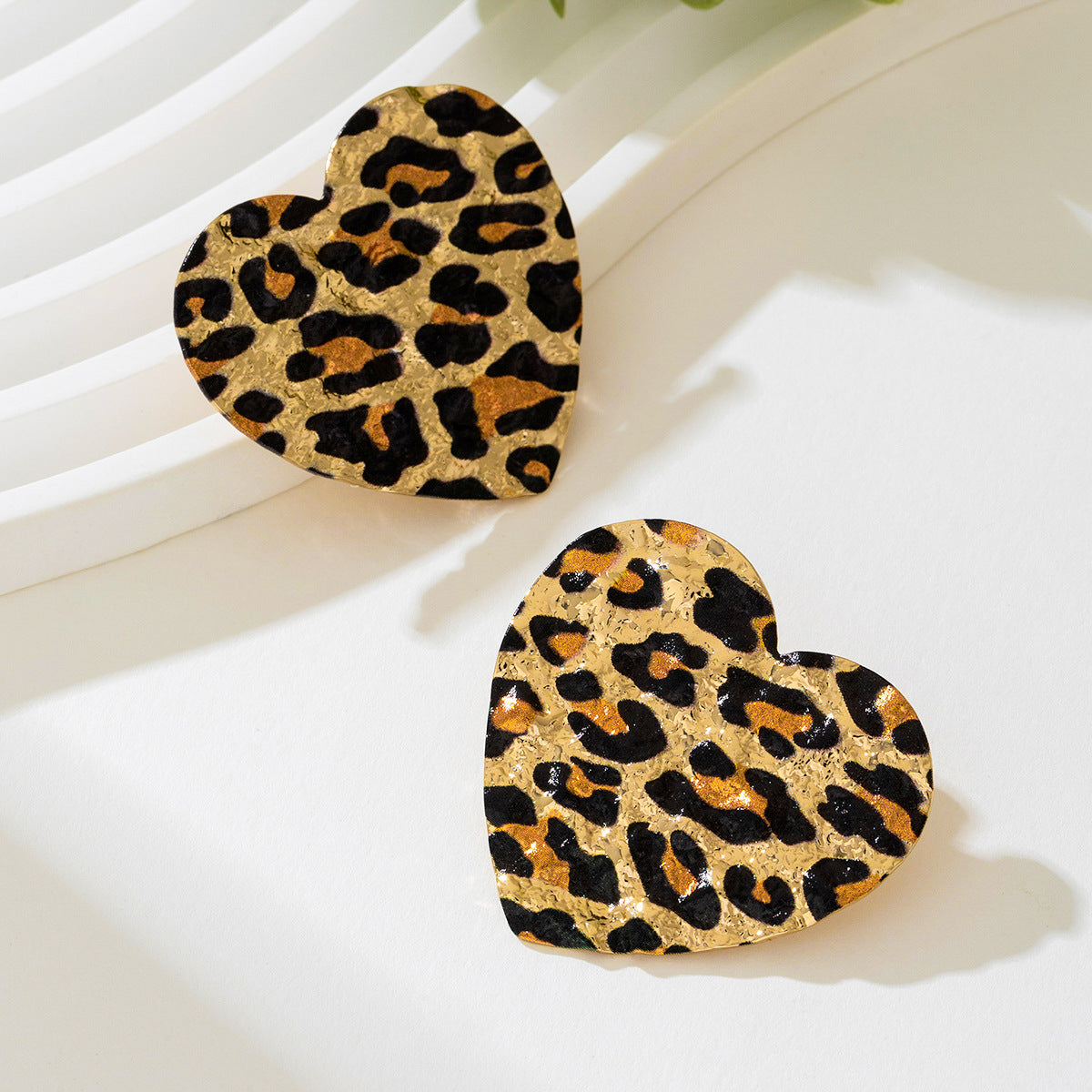 Planderful Vienna Verve Earrings – Chic Retro Leopard Print Design