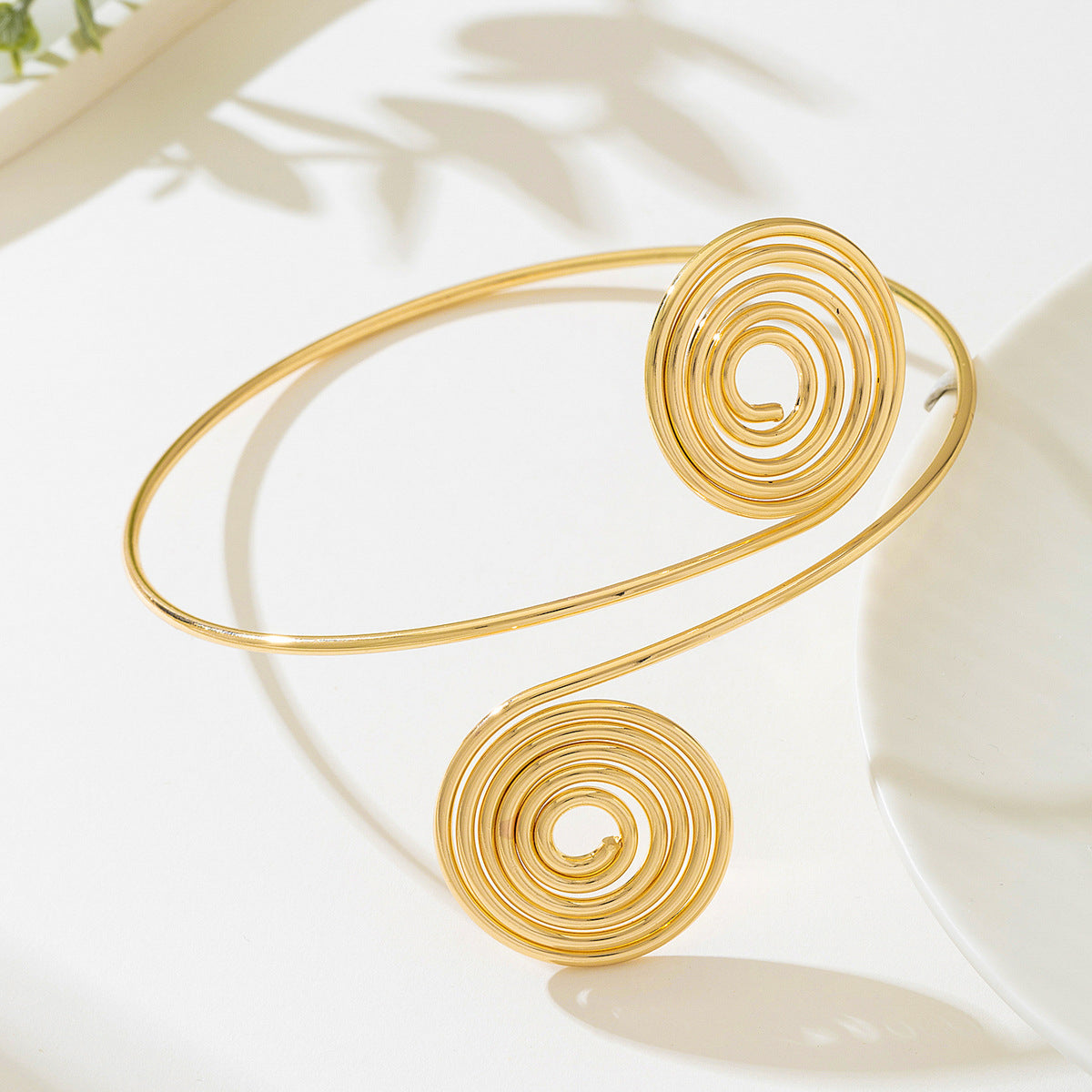 Planderful Vienna Verve Bracelet – Exaggerated Metal Geometry Design