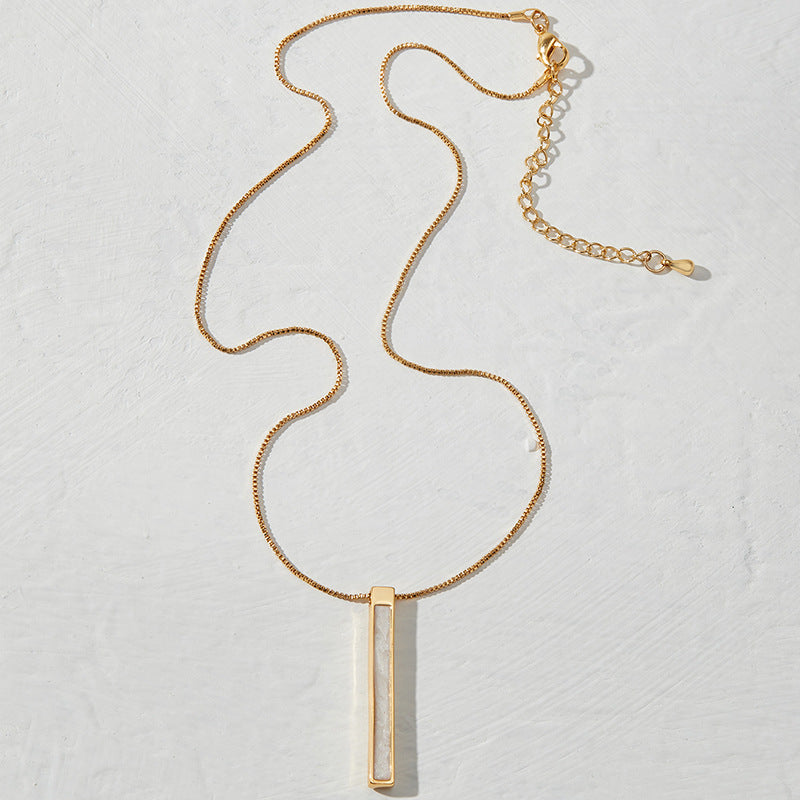 Elegant 14k Gold Plated Geometric Metal Necklace for Women - Stylish Long Chain with a Chic Twist