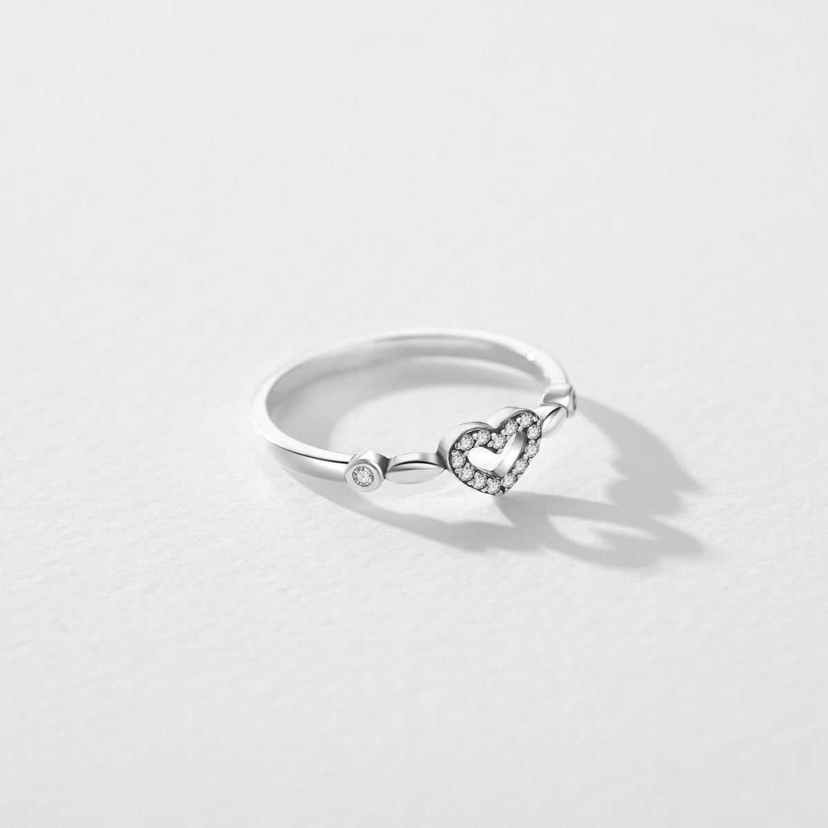 Planderful Everyday Genie Ring – Versatile Heart-Shaped Design