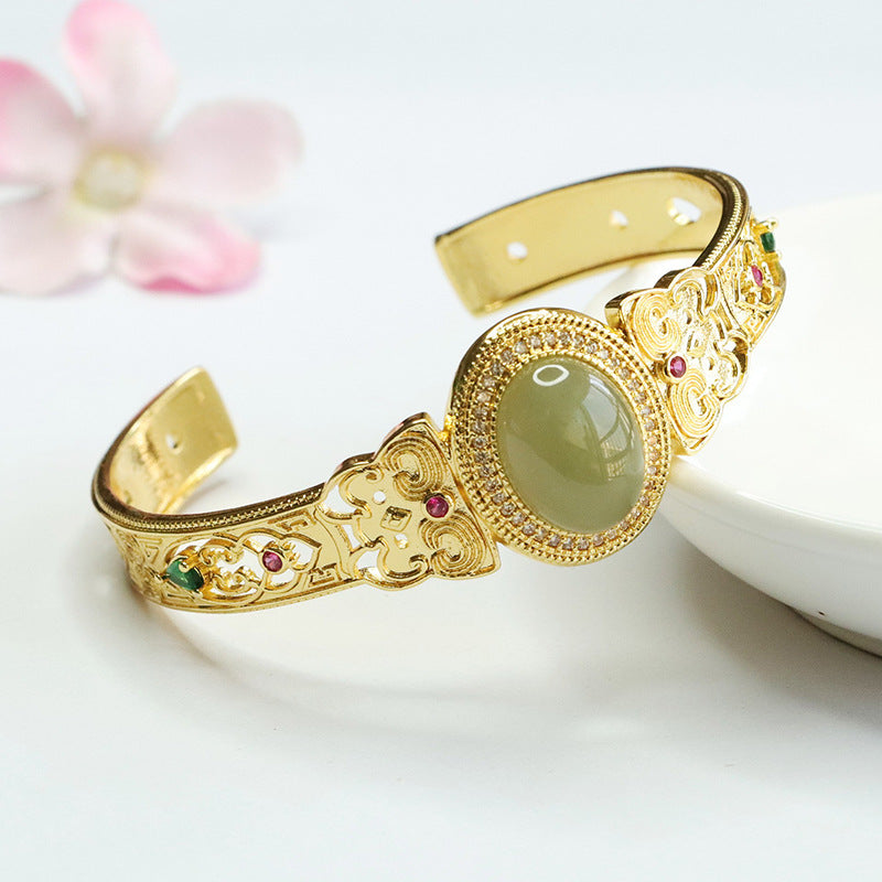 Qing Aqua Pigeon Egg Bracelet with Natural Hetian Jade Hand String