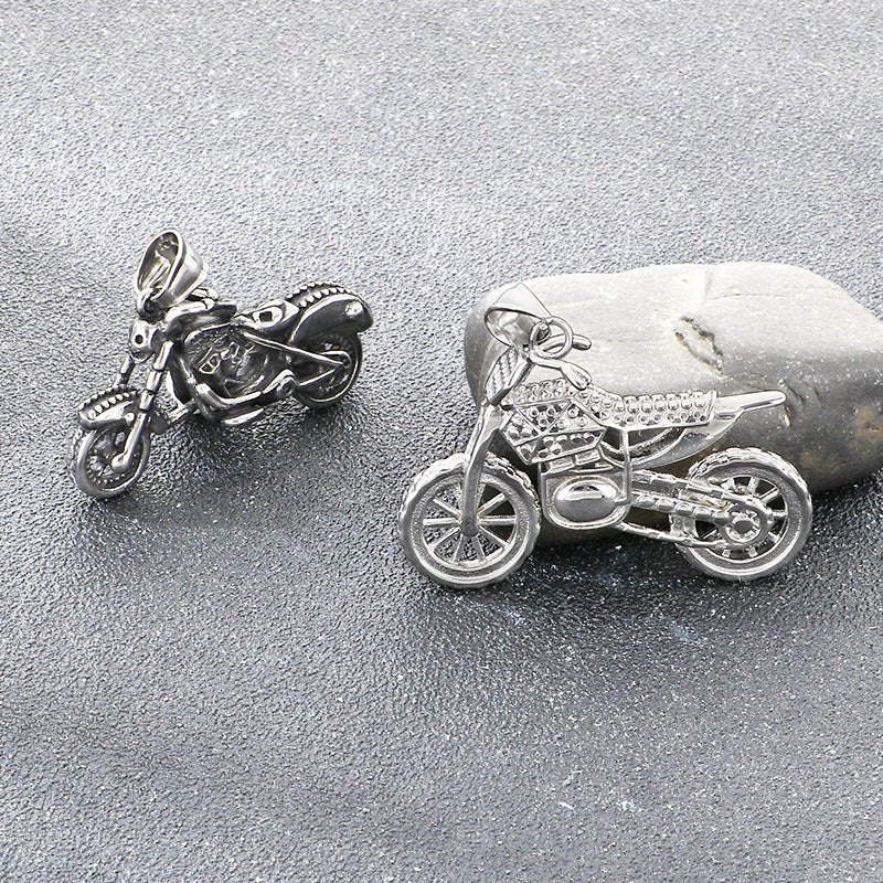 Style Skull Motorcycle Pendant, Punk Stainless Steel Trendy Man Truck Locomotive Pendant Necklace