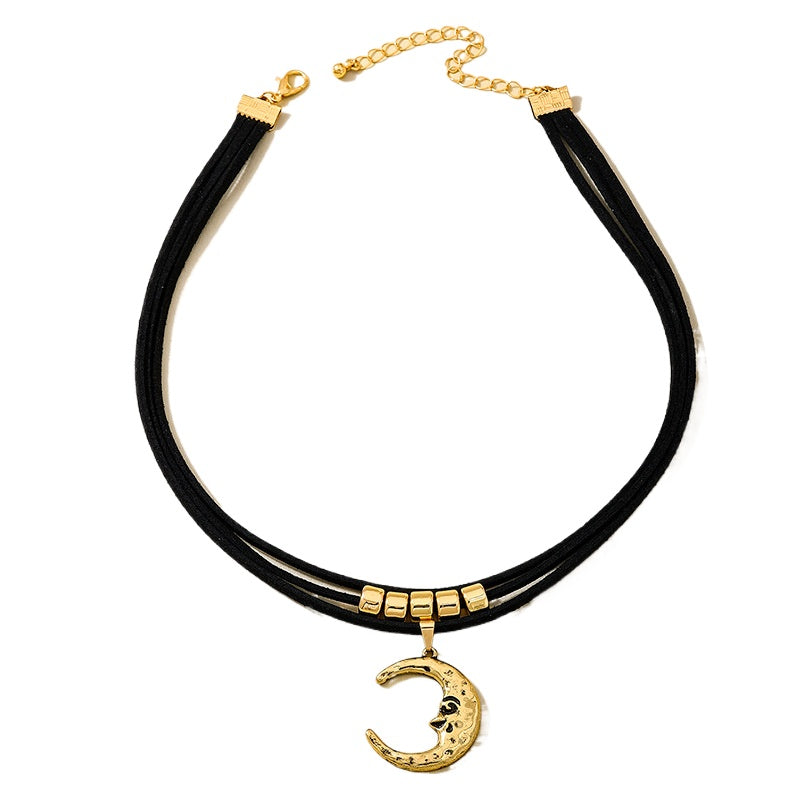 Planderful Vienna Verve Necklace – Elegant Three-Layer Crescent Moon Design