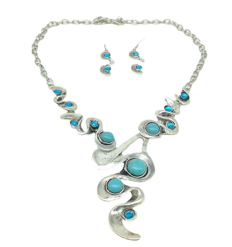 Boho Chic Turquoise Necklace Earrings Set - Planderful Savanna Rhythms