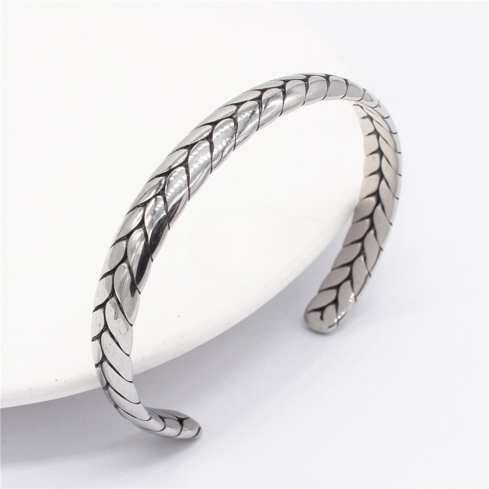 Titanium Steel Bracelet Unisex Durable Retro European American Style For Men And Women Planderful Everyday Genie