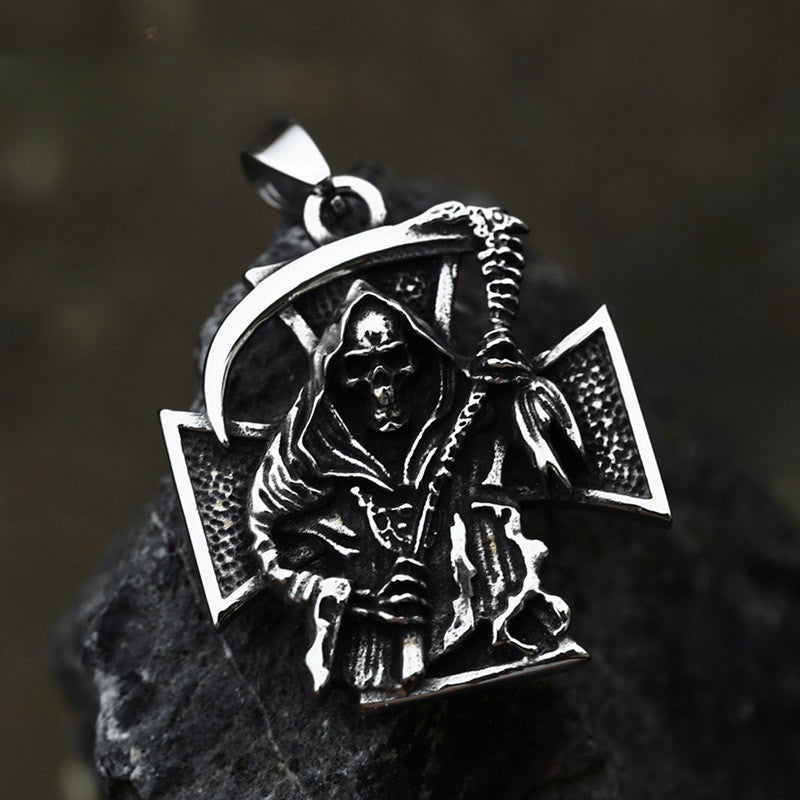 Titanium Steel Cross Pendant for Men – Retro European and American Design, Stainless Steel Sickle Charm, Wholesale Available