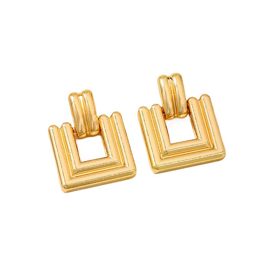 Planderful Vienna Verve Earrings – Elegant Gold Geometric Design