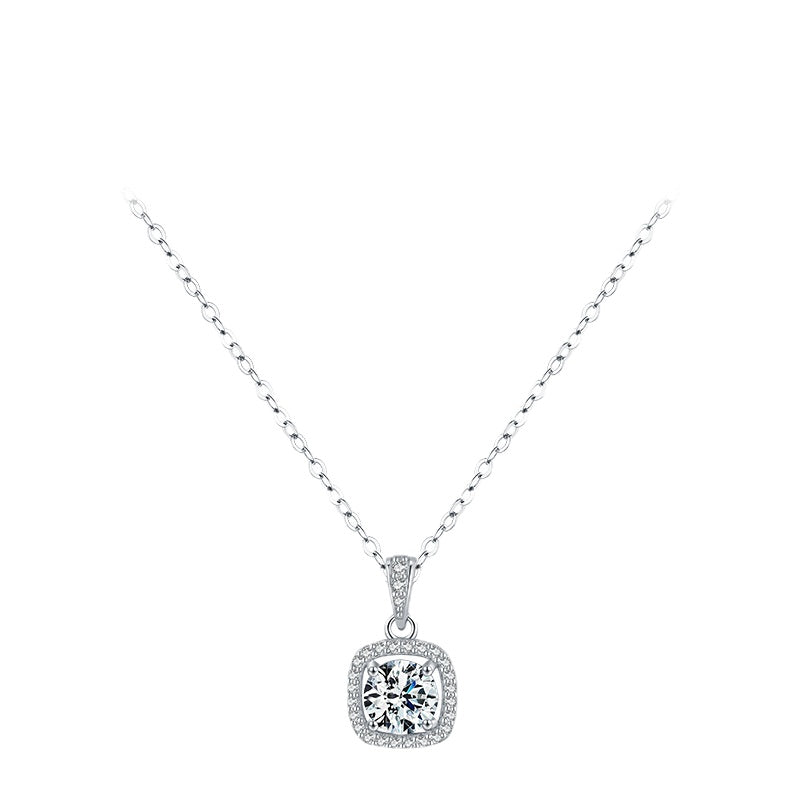 Luxurious S925 Silver Necklace with Micro-Inlaid Zircon for Women's Everyday Wear