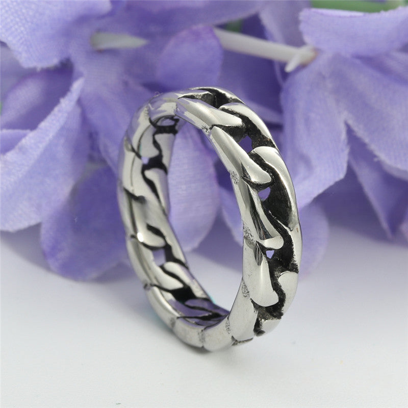 Titanium Steel Retro Locomotive Chain Ring for Trendy Men and Women - Hollow Design Stainless Steel Accessory