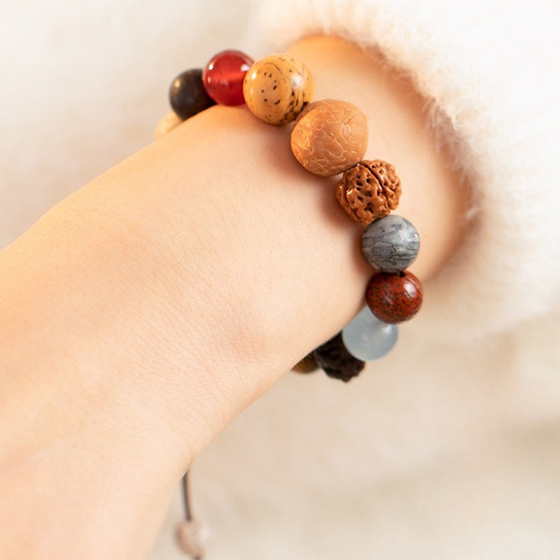 Sandalwood Pendant Bracelet