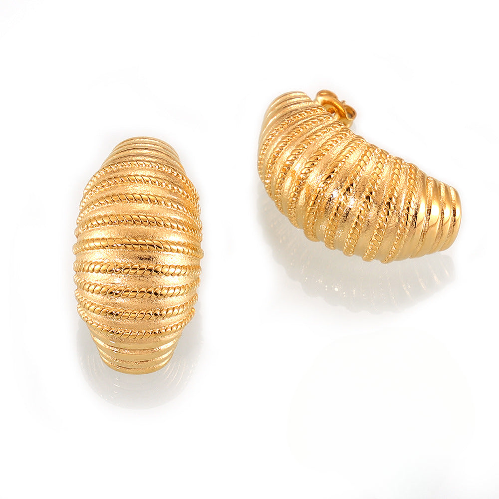 Geometric Titanium Steel C-Shaped Stud Earrings with Hip-Hop Style Flavor